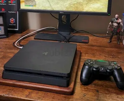 Playstation 4 Slim 512GB Disc drive.