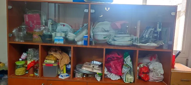 Kitchen cabinet