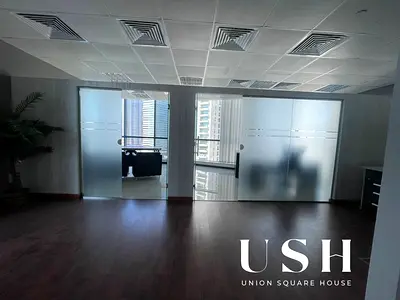 1 Month Free | FULLY FURNISHED | LAKE VIEW | CLOSE TO METRO