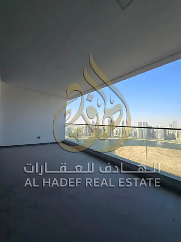 Extra Large Balcony First Occupancy Luxury and Modern Finish: Panoramic Sea View Gym Swimming Pool Parking Maid's Room Laundry Room Guest Bathroom Mod