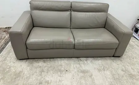 As perfect condition Natuzzi brand sofabed