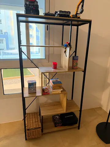 bookshelf