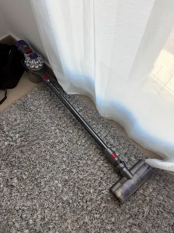 Dyson V-series Stick Vacuum Cleaner - Good Working Condition