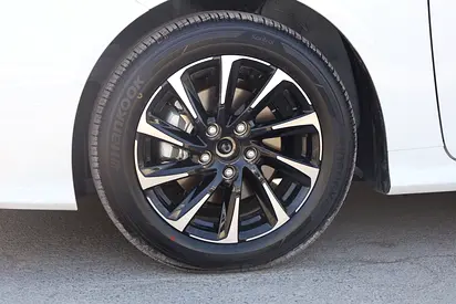 Toyota Corolla LE, миниатюра 4