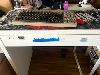 Ikea Micke Desk -URGENT-