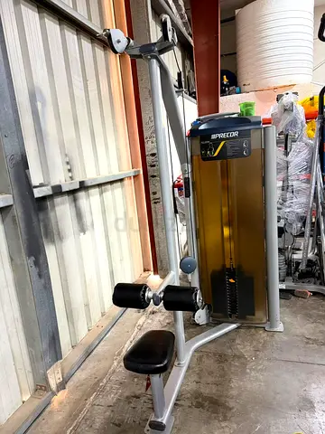 Precor lat pull down