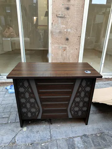 Office Table Im Selling New