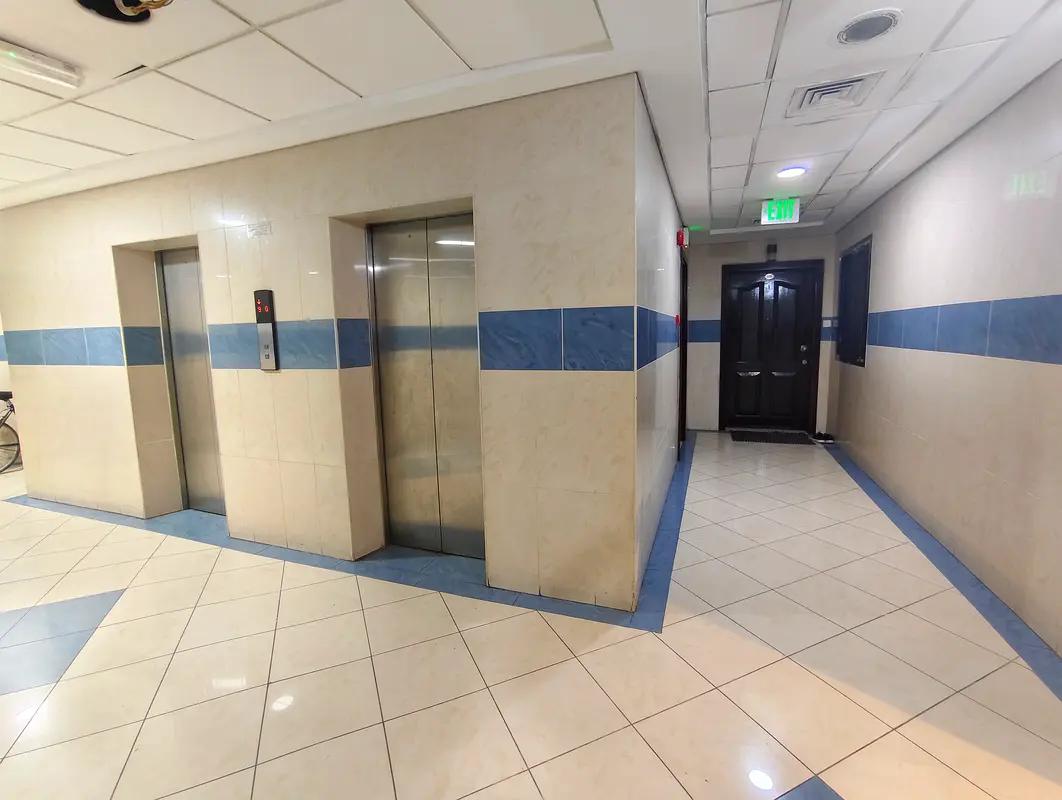 gallery-image