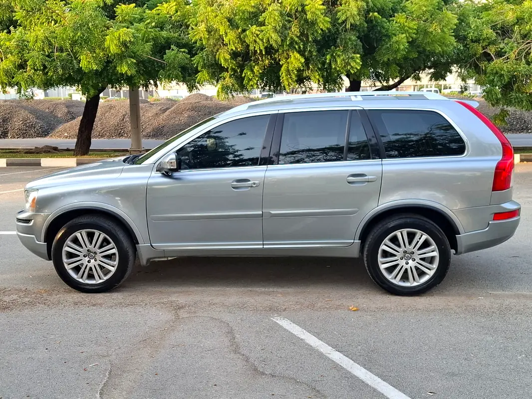 Volvo XC90 2014 — photo 1 of 19
