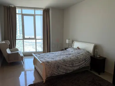 Next to Alreem mall, private room for rent