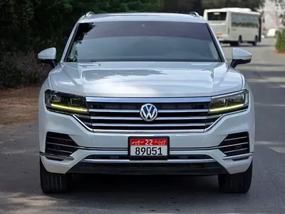 صورة 2 لـ 2018 Volkswagen TOUAREG