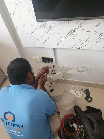 Licensed Electrician Dubai | Fuse Trips, Wiring, Sockets Fixed Same Day