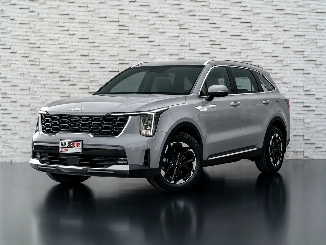 Kia Sorento 2024 — photo 1 of 20