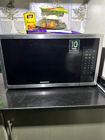 40L Samsung Microwave Oven 1.5 years used