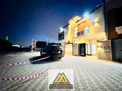4 master bedrooms. Spacious living room. Majlis (formal sitting room). Fully equipped kitchen. Maid