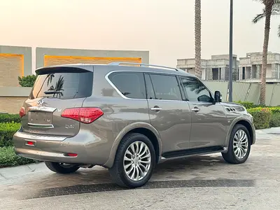 2017 Infiniti QX80 — миниатюра 6