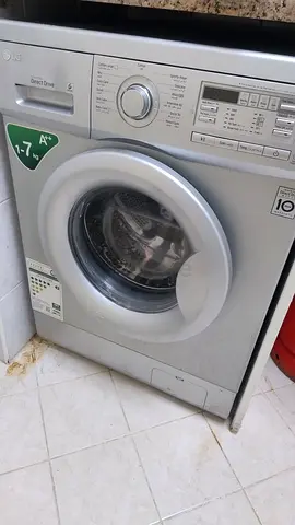 LG Front Load Washing Machine - 7kg, Silver (Used)