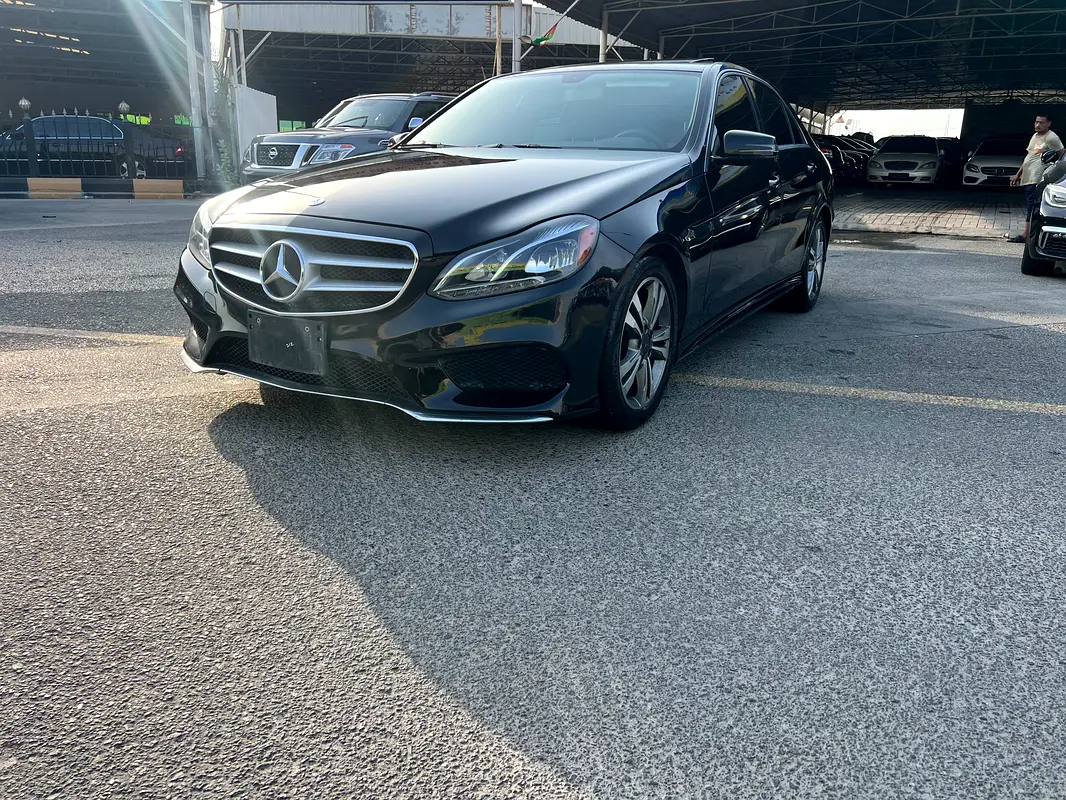 Mercedes-Benz E-Class 2016 — photo 1 of 19