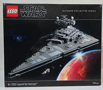Lego - Star Wars Imperial Star Destroyer Ultimate Collector Series (75252)