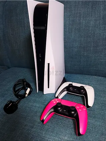 Playstation 5 Disc Edition (9.00 Software) with 2 original controllers