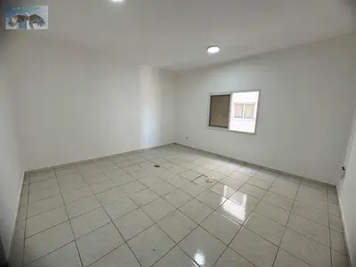 Studio for annual rent in Al Rashidiya, Ajman Excellent location with easy access to the Dubai and Sharjah exit