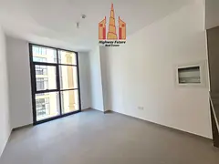 Spacious 1BHK With 2 Washrooms // PRIME LOCATION// Hot Offer