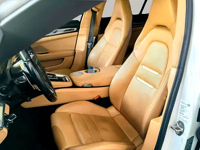 صورة مصغرة 12 لـ 2017 Porsche PANAMERA