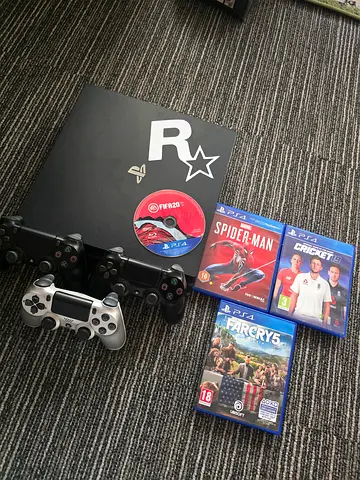 Playstation 4 Pro Mint Condition
