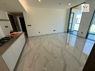 2BR Apartment | Crest Grande | Downtown City View | Open-Plan Kitchen
