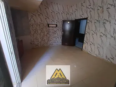 فرصه مميزه جداا *  بلكونه ب اطلاله مفتوحه * مساحه كبيره * سعر خيال * صيانه فري * تكيف مركزي * تسهيل ف الدفعات