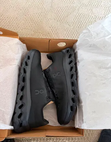 On Running Cloudswift All Black Men’s Running Shoes - Like New