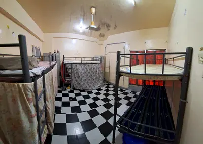 Bed Space for Bachelors in Al Muraqabat Deira