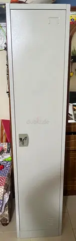 Single door metal storage locker / wardrobe in good condition