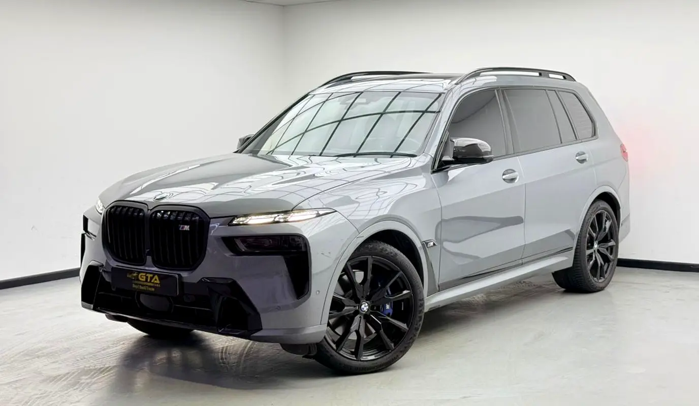 BMW X7 2025 — photo 1 of 18