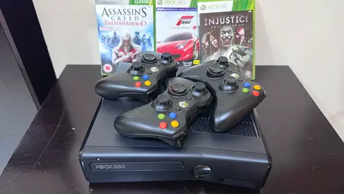 Title: 🎮 Xbox 360 Complete Gaming Bundle – 3 Controllers + 4 Games + Kinect
