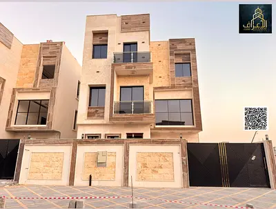 فيلا ثلاث طوابق وروف 6 غرف ماستر مساحة كبيره بسعر مميز شامل الرسوم