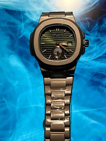 Patek Philippe style stainless steel men’s wristwatch - green dial