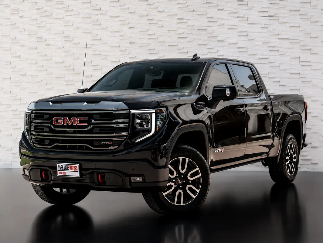 GMC Sierra 2023 — photo 1 of 20