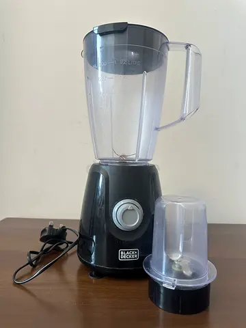 Black+Decker Countertop Blender with 2 Grinder Mill Attachment