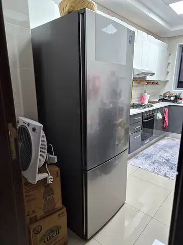 Siemens bottom freezer fridge iq300