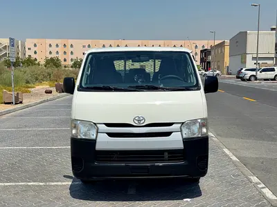 Toyota Hiace Standard 2015 GCC Specs - cargo van Excellent Condition