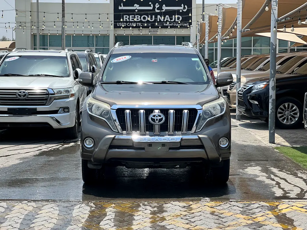 Toyota Prado 2014 — photo 1 of 16