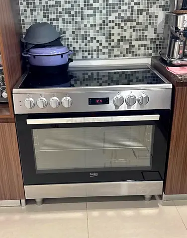Beko Electric Ceramic Cooker 5 Burners 90×60cm Mint