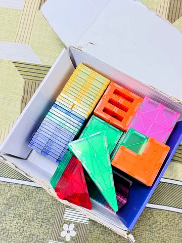 Essen Magnetic Building Tiles