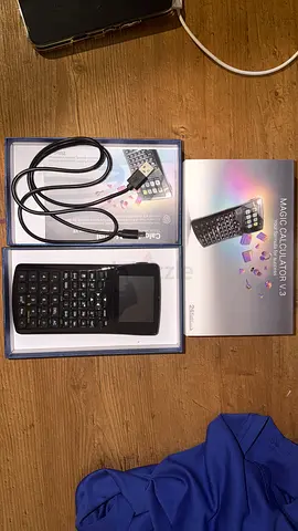 Ai Scientific Calculator with USB Cable - Like New