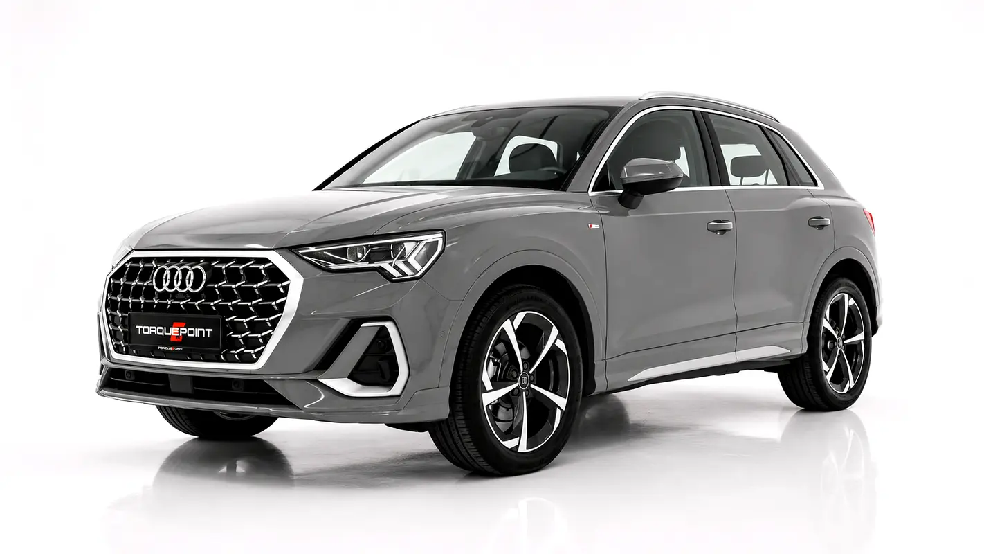 Audi Q3 2025 — photo 1 of 20