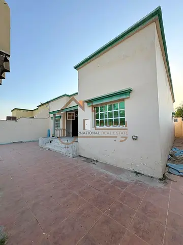 3BR Ground Floor Villa in Prime Location – Khuzam, Rak