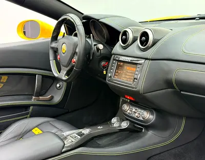 صورة مصغرة 12 لـ 2013 Ferrari CALIFORNIA