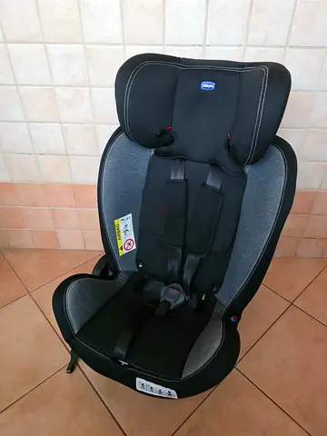 Baby car seat CHICCO
