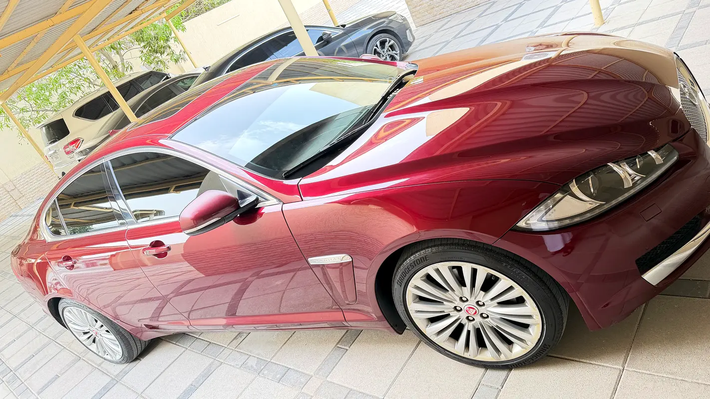 Jaguar XF 2015 — photo 1 of 7
